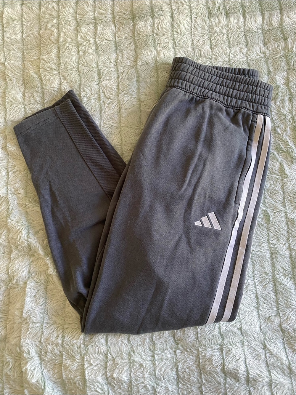 Adidas Women’s Striped Joggers/Sweatpants — Gray/Dusty Blue, Small